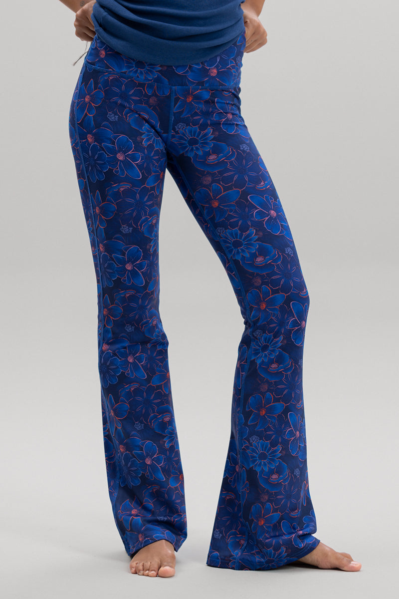 Flared Leggings Flower Daze | Hey Honey Yoga & Active Wear