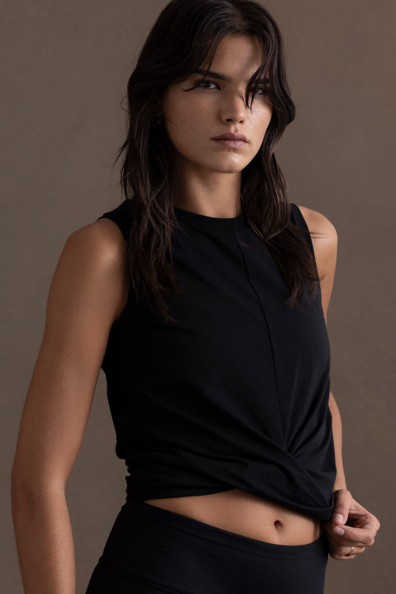Cropped Top Black | Hey Honey Yoga & Active Wear