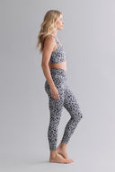 Leggings Cropped Mono Leo Stone | Hey Honey & Active Wear